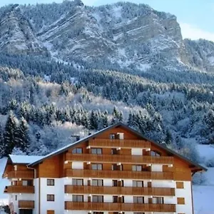  Appartement Confortable A Avec Vue